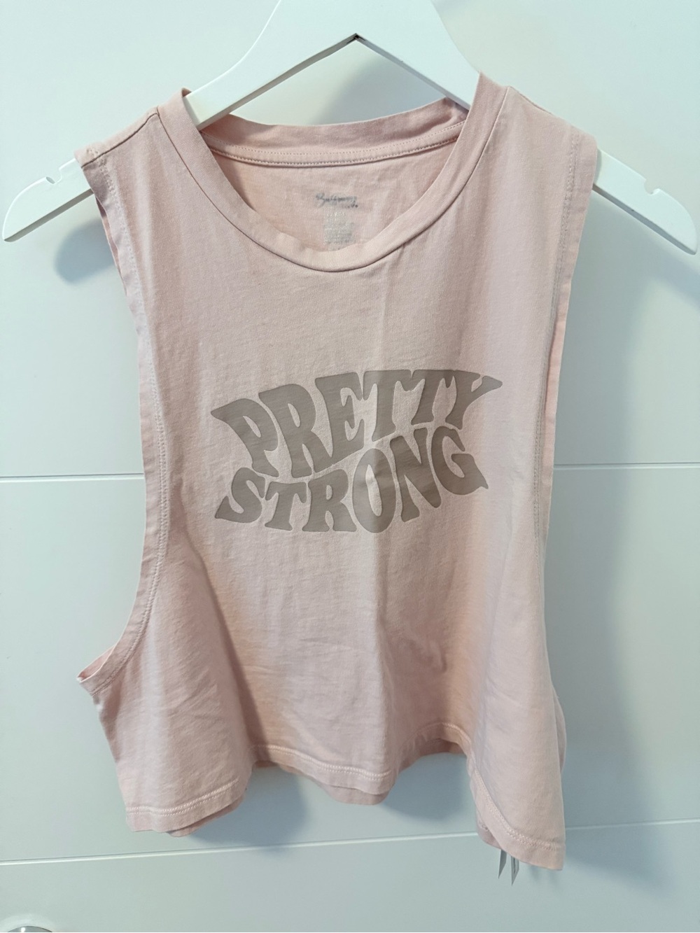 NWT Buff Bunny Pretty Crop Tank L/XL